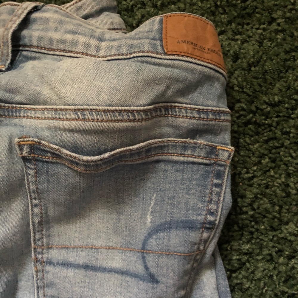 3 FOR 25. AMERICAN EAGAL JEANS